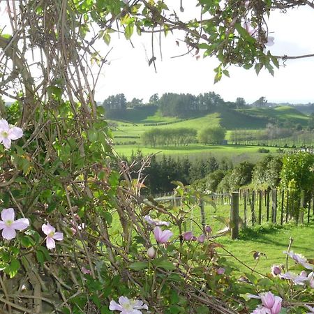 A Touch Of Tuscany At Hillsborough New Plymouth Exterior photo